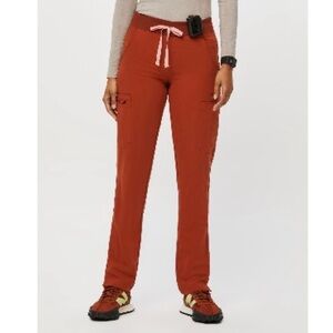 Women’s Yola™ Skinny Scrub Pants 2.0 — Size S Tall — Auburn — NWT/Discontinued